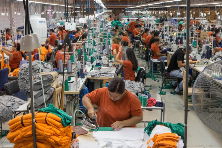 Entenda por que empresas brasileiras estão se mudando para o Paraguai