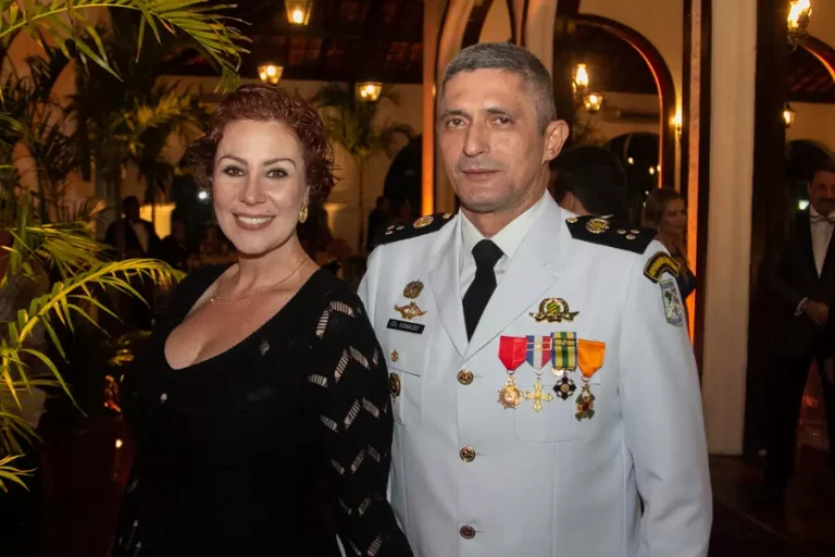 STF determina bloqueio de contas bancárias do marido de Zambelli