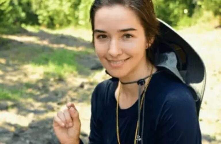 Mulher encontra diamante perfeito de 2,3 quilates enquanto andava em parque dos EUA