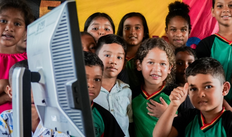 Sergipe supera média nacional em escolas conectadas à internet