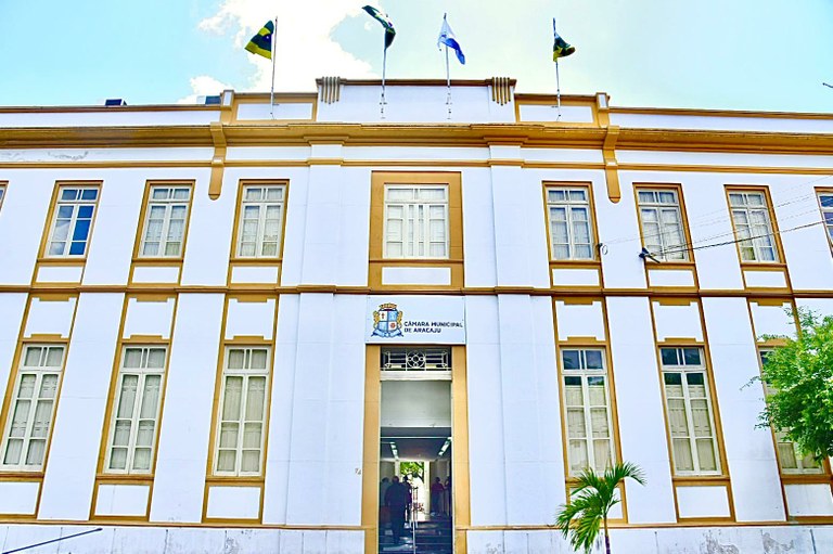 Câmara de Aracaju aprova medidas para garantir segurança no transporte coletivo e limpeza urbana