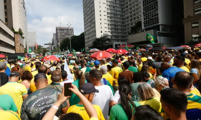 Manifestações em várias cidades brasileiras neste domingo (3), incluindo Aracaju, tentam manter apoio a Bolsonaro e criticam, principalmente, Lula e Moraes – AJN1
