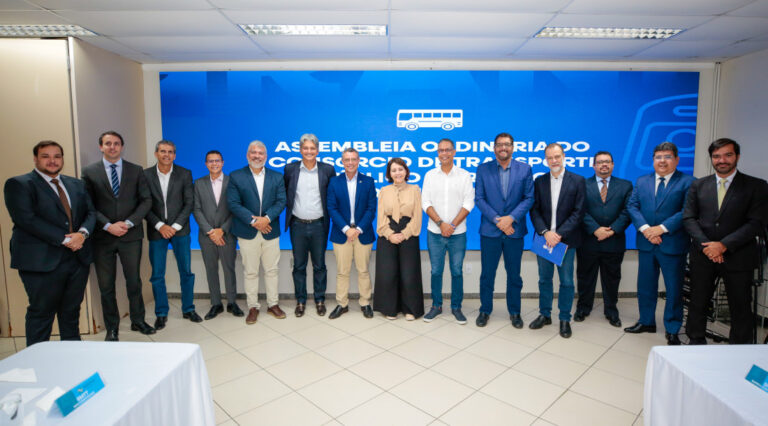 Governador de Sergipe participa de reunião que discute licitação do transporte público na região metropolitana de Aracaju