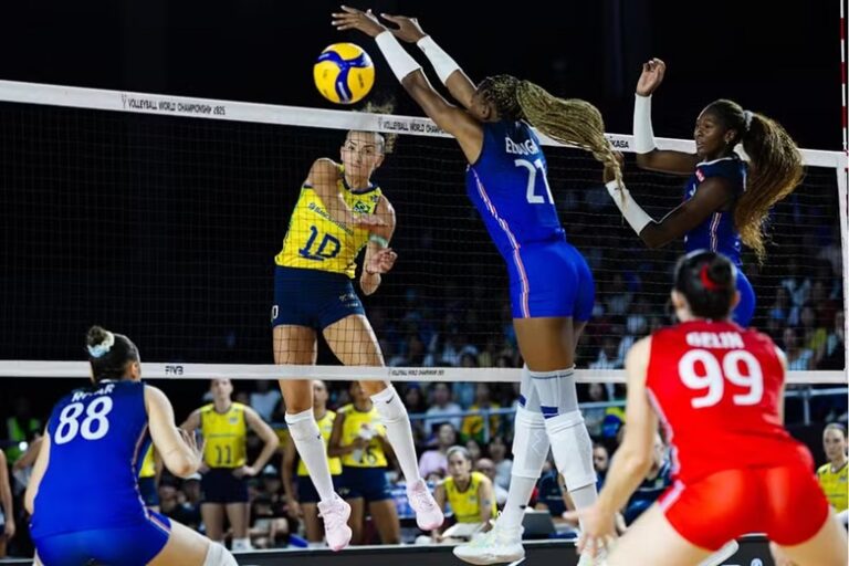 Brasil vai enfrentar a República Dominicana pelas oitavas de final do Mundial de Vôlei