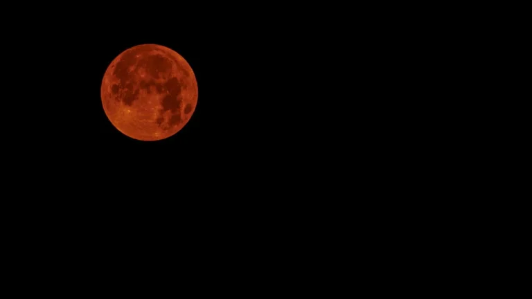 Saturno e Eclipse Oculto: acompanhe calendário astronômico em setembro