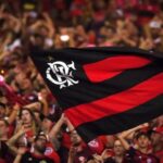 Flamengo lidera torcida no Brasil com 22% e amplia vantagem sobre o Corinthians