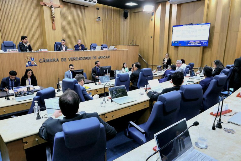 Câmara de Aracaju aprova PL que estimula a contratação de mulheres em vulnerabilidade social