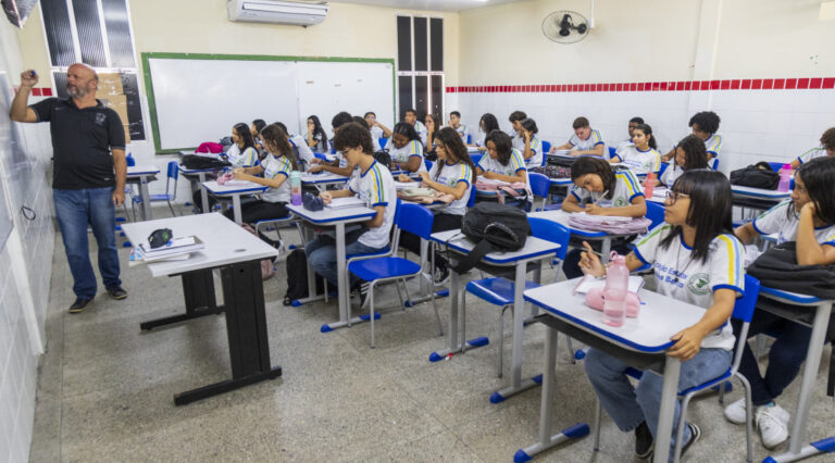 Educação: Sergipe diminui distorção idade-série nos ensinos Fundamental e Médio