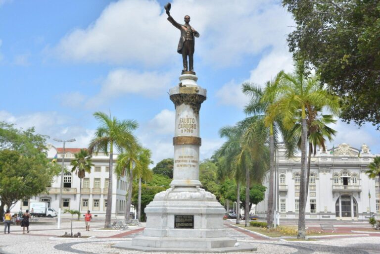 Em Aracaju, Estácio promove Mutirão Social com atendimento jurídico à população em situação de rua