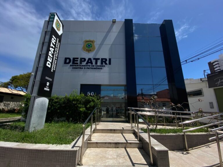 Funcionários de restaurante em Aracaju são indiciados por furto qualificado através de cartão de crédito esquecido por cliente no estabelecimento