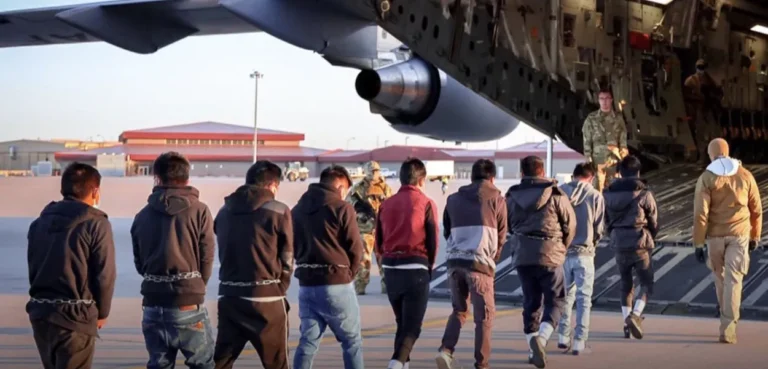 Em 2025, número de brasileiros deportados dos Estados Unidos já registra recorde histórico