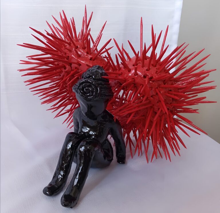 Sesc apresenta “Tramas de Identidade”, nova mostra da artista Sara Miranda
