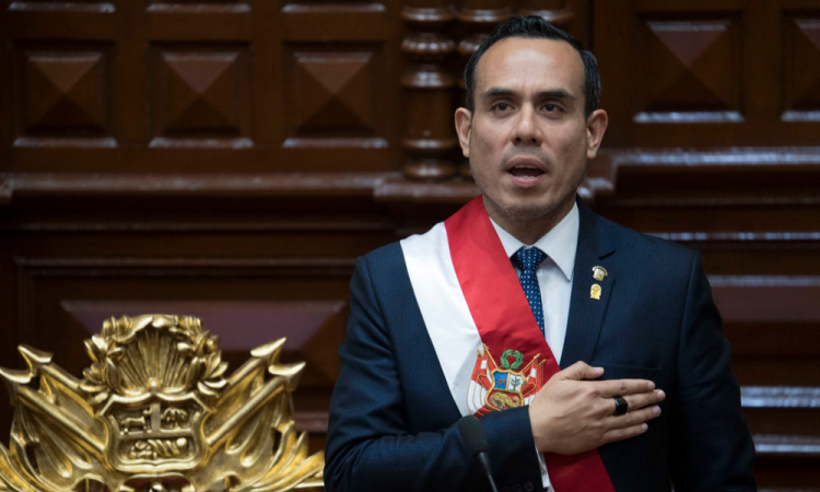 Após destituição de Dina Boluarte, José Jerí assume Presidência do Peru