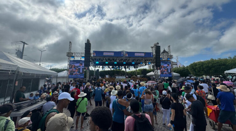 Milhares de fiéis participam da 67ª Peregrinação de Nossa Senhora Divina Pastora