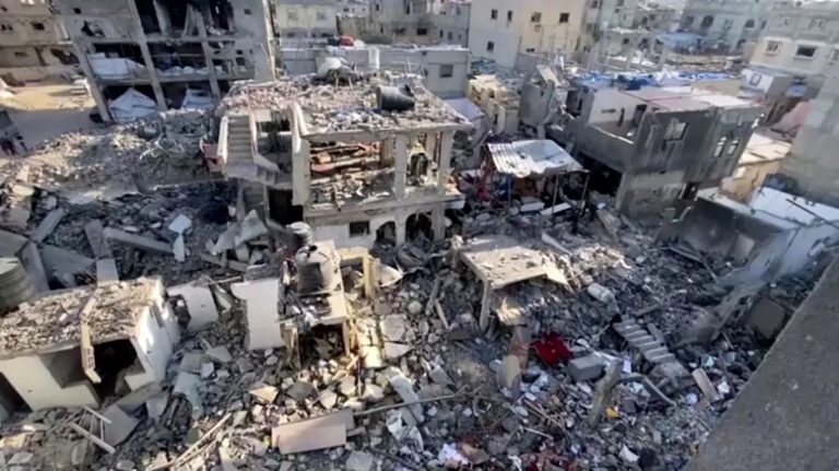 Gaza recupera cerca de 150 corpos em escombros após início do cessar-fogo