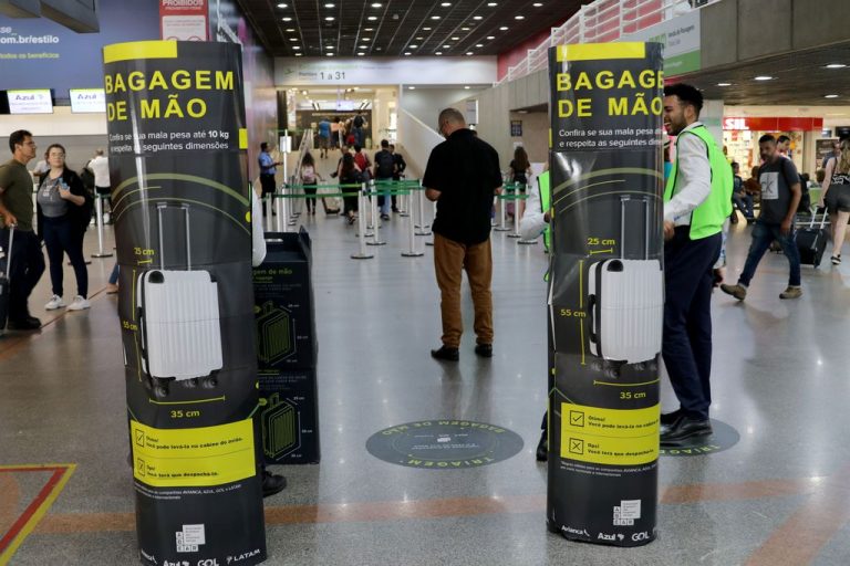 Câmara dos Deputados não vai aceitar cobrança de empresas aéreas por bagagem de mão, afirma Motta