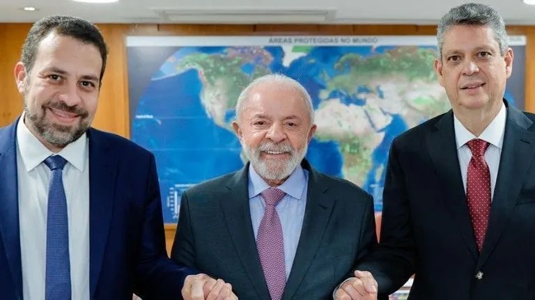 Lula anuncia Guilherme Boulos para a Secretaria-Geral da Presidência