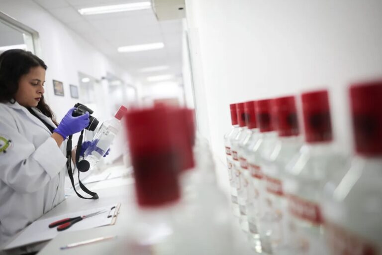 Canudo que detecta metanol poderá custar apenas R$ 2
