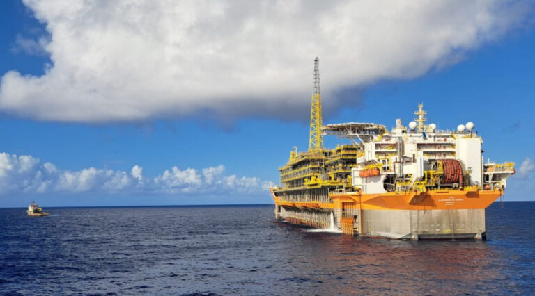 Projeto Sergipe Águas Profundas avança com abertura de propostas para operação de plataformas FPSO