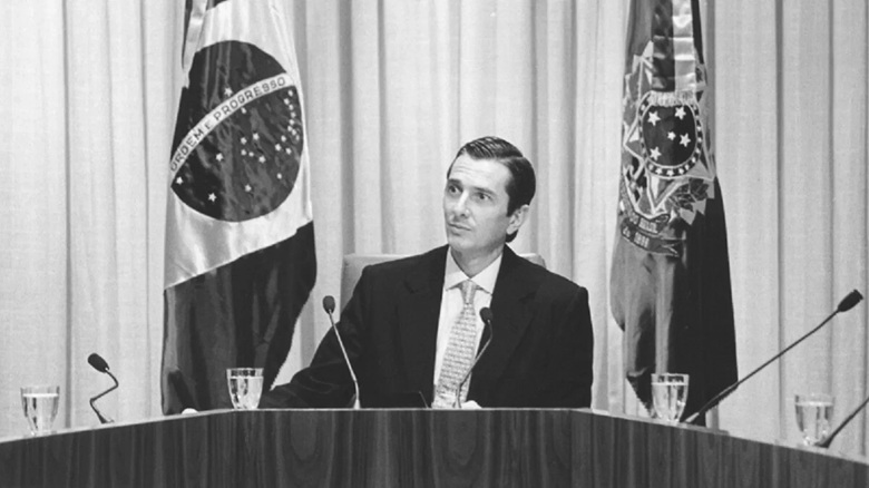 Os loucos anos Collor: de caçador de marajás a presidente impichado