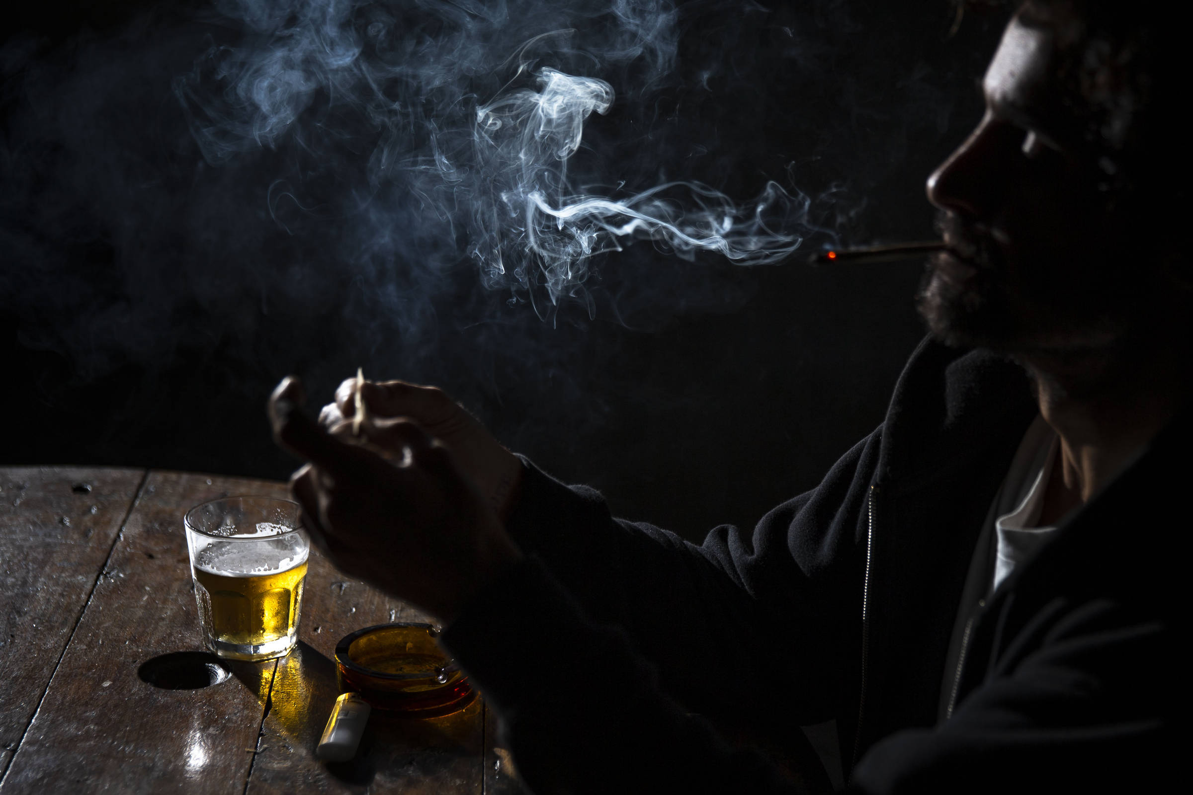 Uso de álcool e drogas pelos pais influencia consumo dos filhos, aponta pesquisa