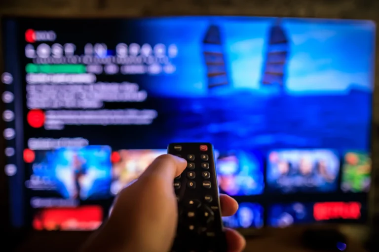 No Brasil, consumo de streaming pode ultrapassar TV aberta em um ano