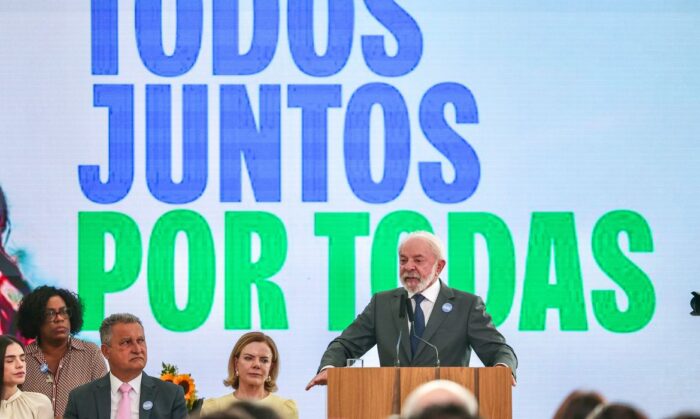 Lula assina decreto que institui Pacto Nacional Brasil contra o Feminicídio