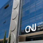 CNJ faz operação em gabinete de desembargador citado em mensagens de Vorcaro