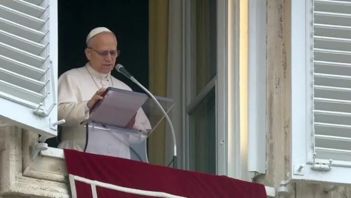 Papa Leão XIV critica líderes que usam Deus para justificar guerras