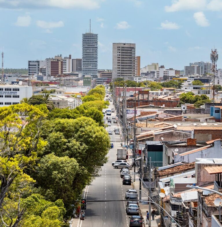 Aracaju registra avanço econômico e expansão empresarial entre 2025 e 2026
