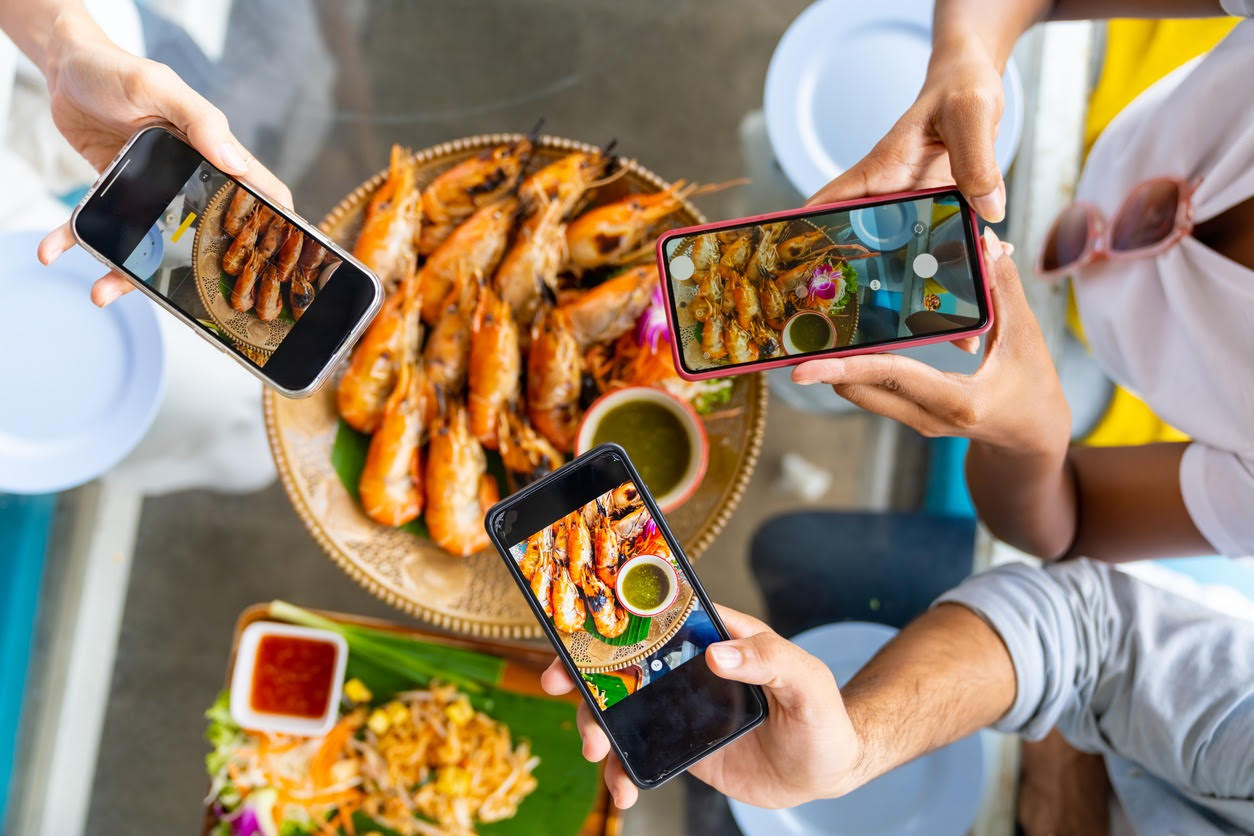 O impacto das redes sociais nas tendências de culinária