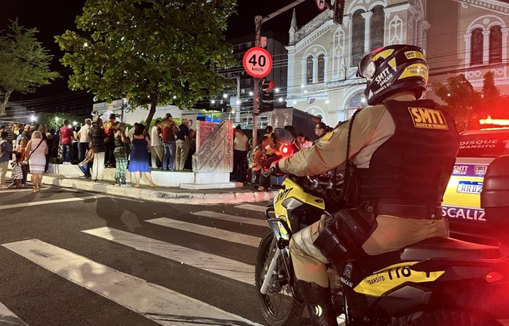 Procissões do Senhor Morto e do Ressuscitado mudam tráfego na cidade neste fim de semana