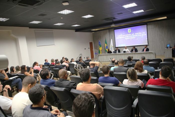 Policiais são capacitados para gerir unidades especializadas em crimes financeiros