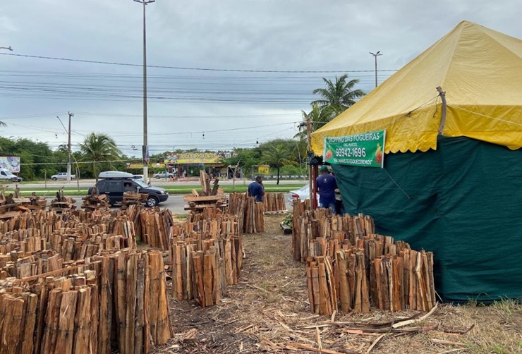 Emsurb abre cadastro para comércio de fogos, comidas típicas e fogueiras