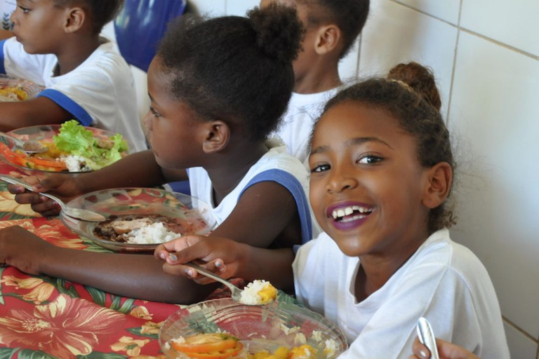 Mais de 1,5 mil escolas de Sergipe terão compra de alimentos facilitada