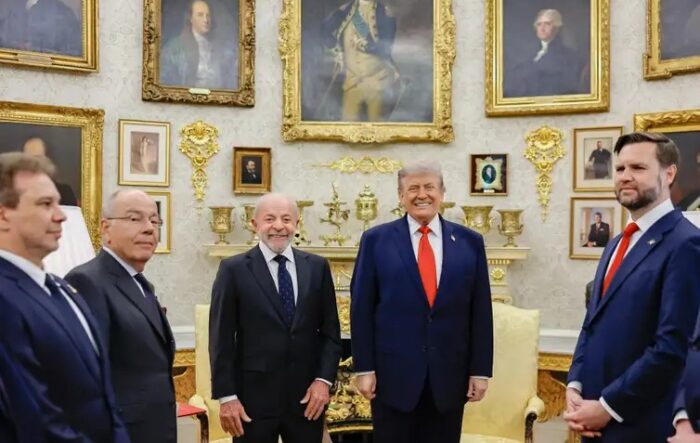 Lula e Trump orientam ministros a resolverem tarifas em 30 dias