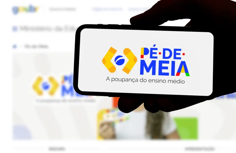 Ministério de Desenvolvimento Social avalia irregularidades no Programa Pé-de-Meia encontradas por TCU e pode cobrar ressarcimento