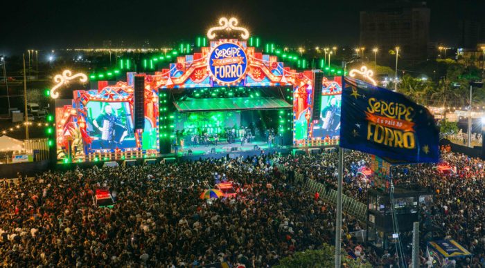 Arraiá do Povo reúne Tarcísio do Acordeon e Duas Paixões na programação deste sábado, 6