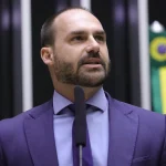 Eduardo Bolsonaro é demitido da PF por faltas injustificadas