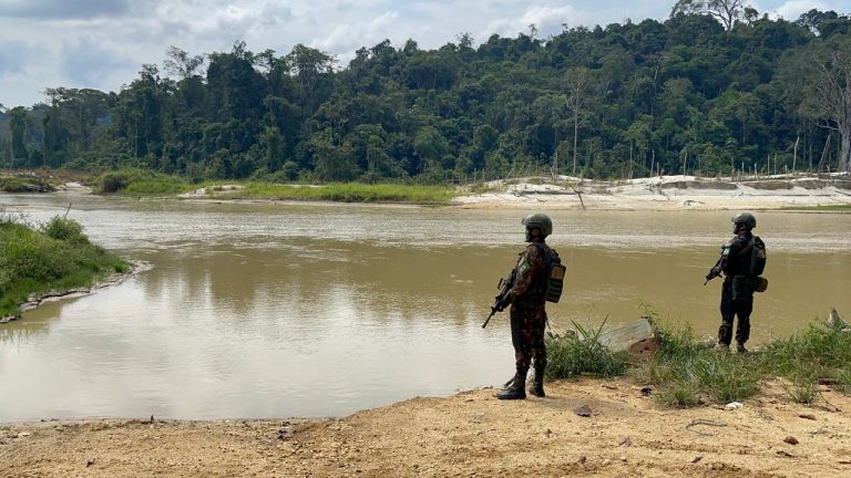 Contingenciamento bilionário no Ministério da Defesa faz Exército suspender operações de combate ao crime organizado nas fronteiras