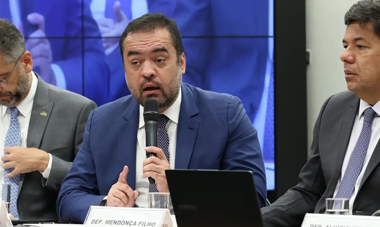 TSE mantém condenação de Claudio Castro à inelegibilidade