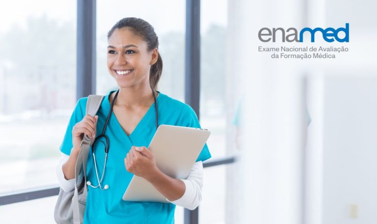 Enamed: novos estudantes de medicina precisarão ser aprovados em exame para exercer profissão