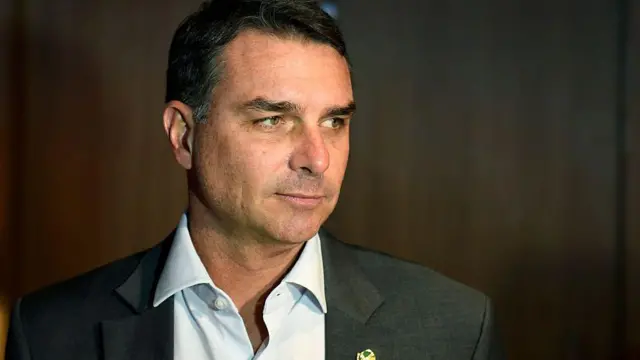 Eleições 2026: Flávio Bolsonaro cogita chapa presidencial com uma mulher como vice