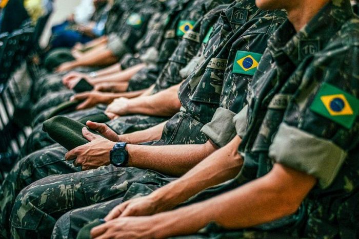Prazo para efetivar alistamento militar termina nesta terça-feira (30)
