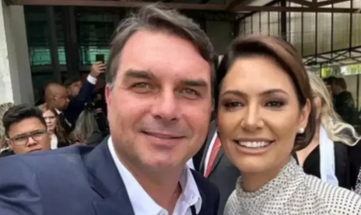 Michelle fala em “punhalada” e expõe atrito com Flávio Bolsonaro