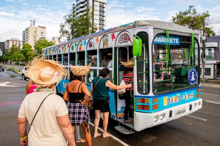 Marinete do Forró inicia temporada 2026 e leva turistas para imersão na cultura junina de Aracaju