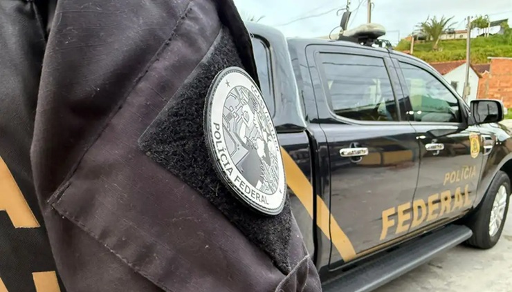 Operação da PF combate núcleo financeiro do Comando Vermelho