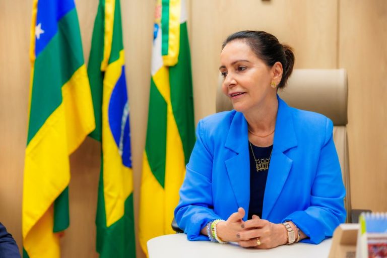 Prefeita de Aracaju envia à Câmara projetos que garantem isonomia a profissionais do Magistério e reestruturam Fundo de Cultura