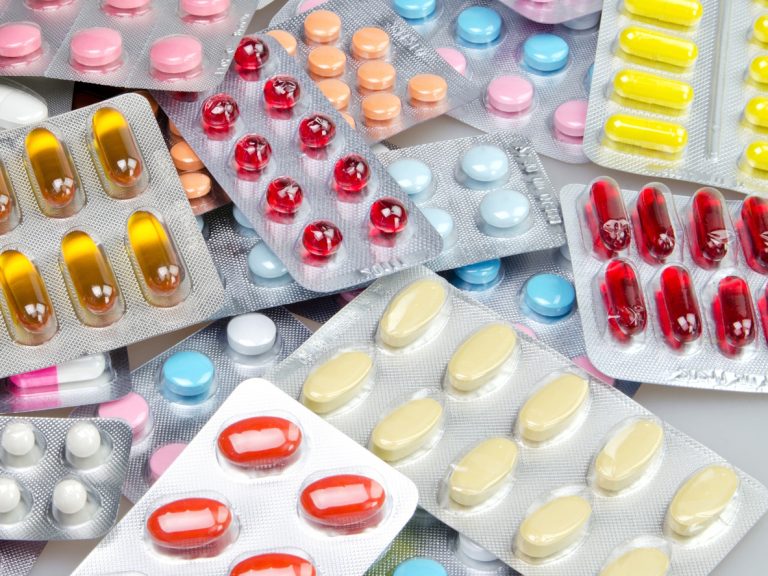 Lei sancionada torna obrigatória certificação de boas práticas de fabricação para registro de medicamentos e insumos