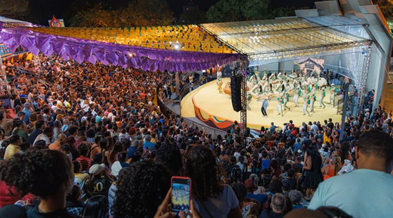 Arranca Unha atrai multidão na abertura da competição de quadrilhas